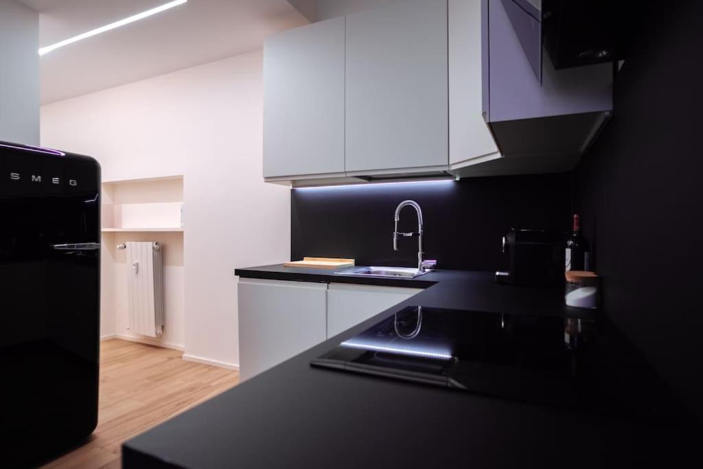 Carlo - 15 Min From Duomo Appartement *